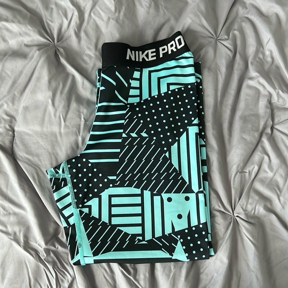 Nike Womens Pro Leggings